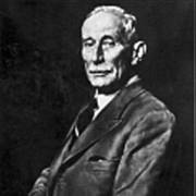 Picture Of Hubert Cecil Booth